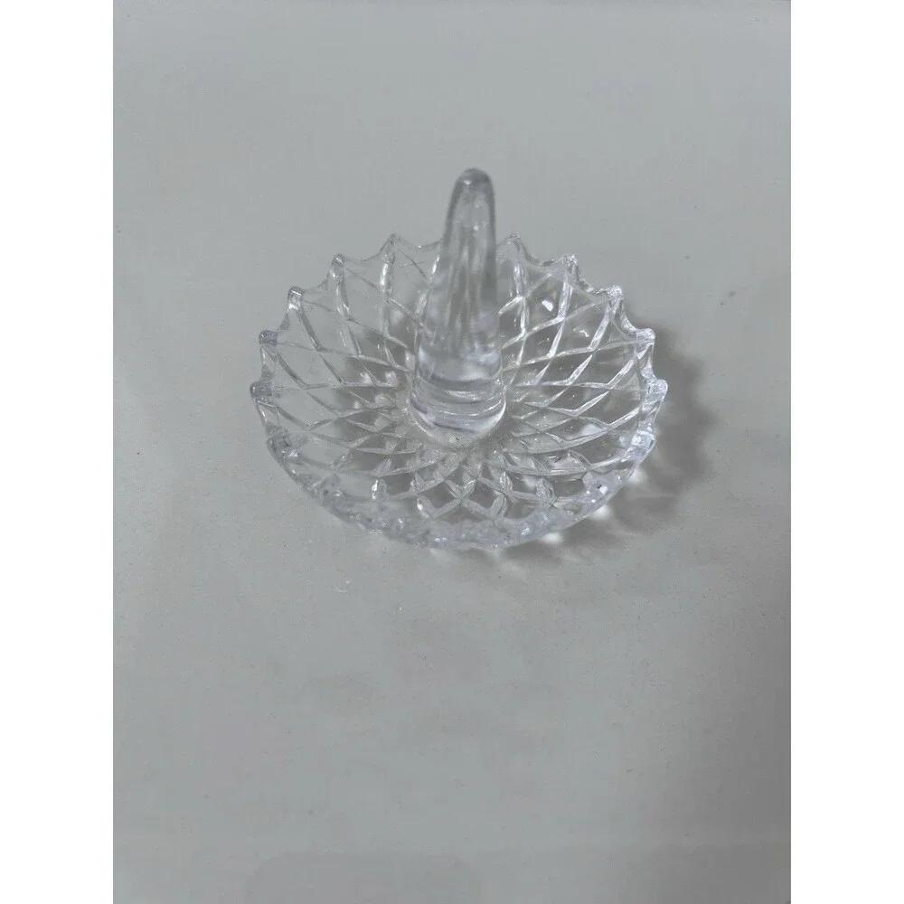 Beautiful Vintage Cut Glass Small Ring Holder Stand Display Diamond Pattern